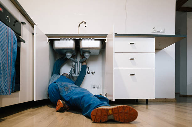 Professional Plumbing technician working in Pine Top, KY
